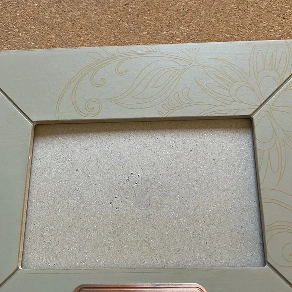 LIFE IS BEAUTIFUL picture frame. Never used. Brass plack has tiny tine mark - Picture 2 of 7